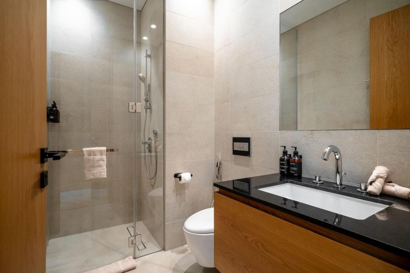 Seraya 4 - 3bdr - Including Amenities And Concierge Dubai