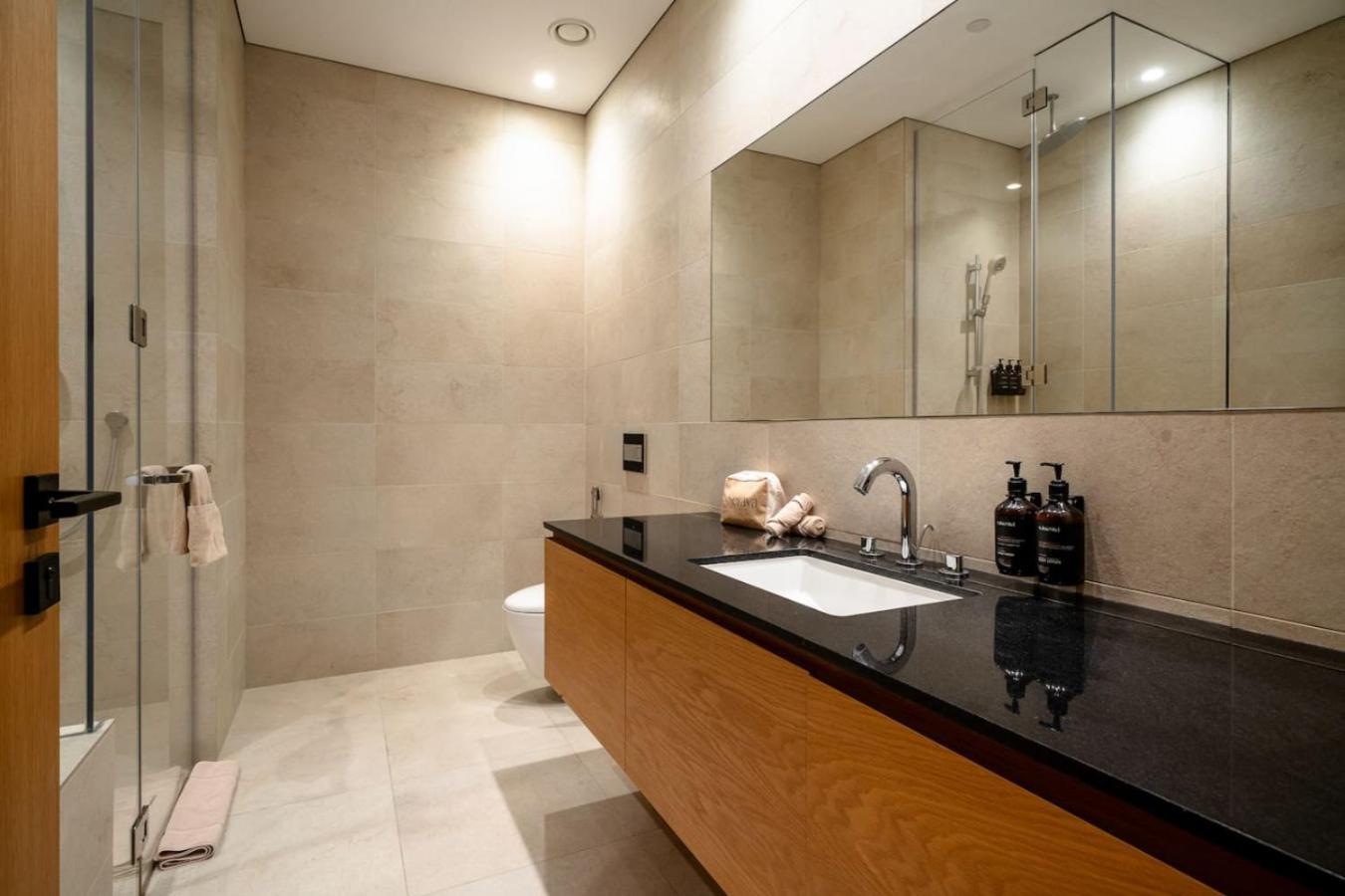 Seraya 4 - 3bdr - Including Amenities And Concierge Apartment Dubai