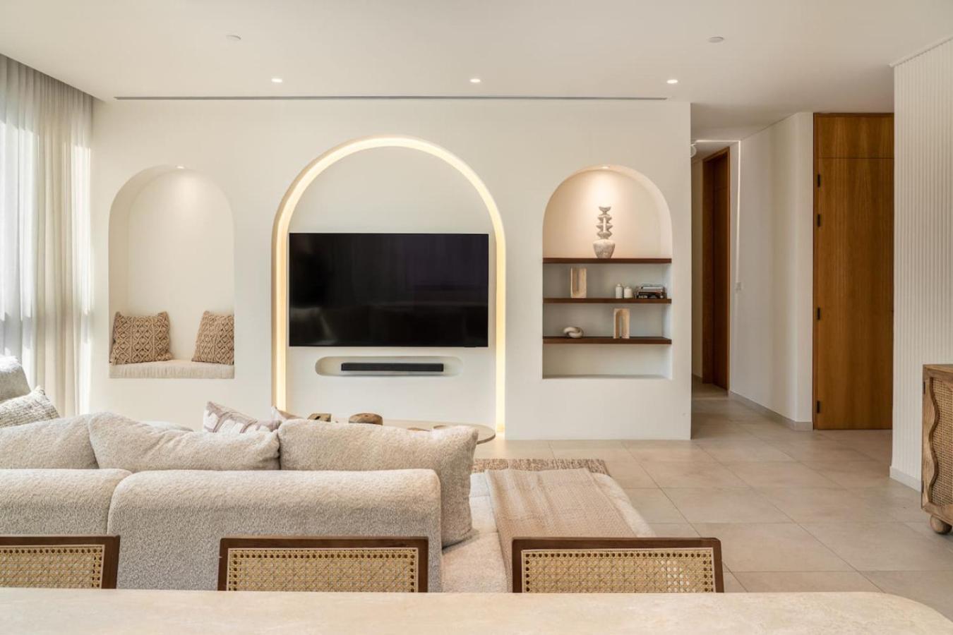 Apartment Seraya 4 - 3bdr - Including Amenities And Concierge Dubai